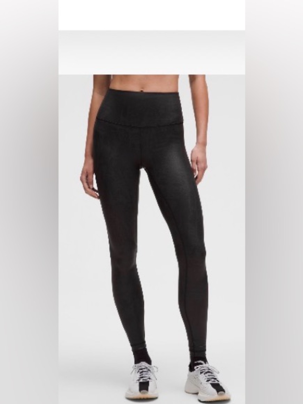 Lululemon Wunder train High-Rise Matte Foil Black Leggings Size 2 length 28
